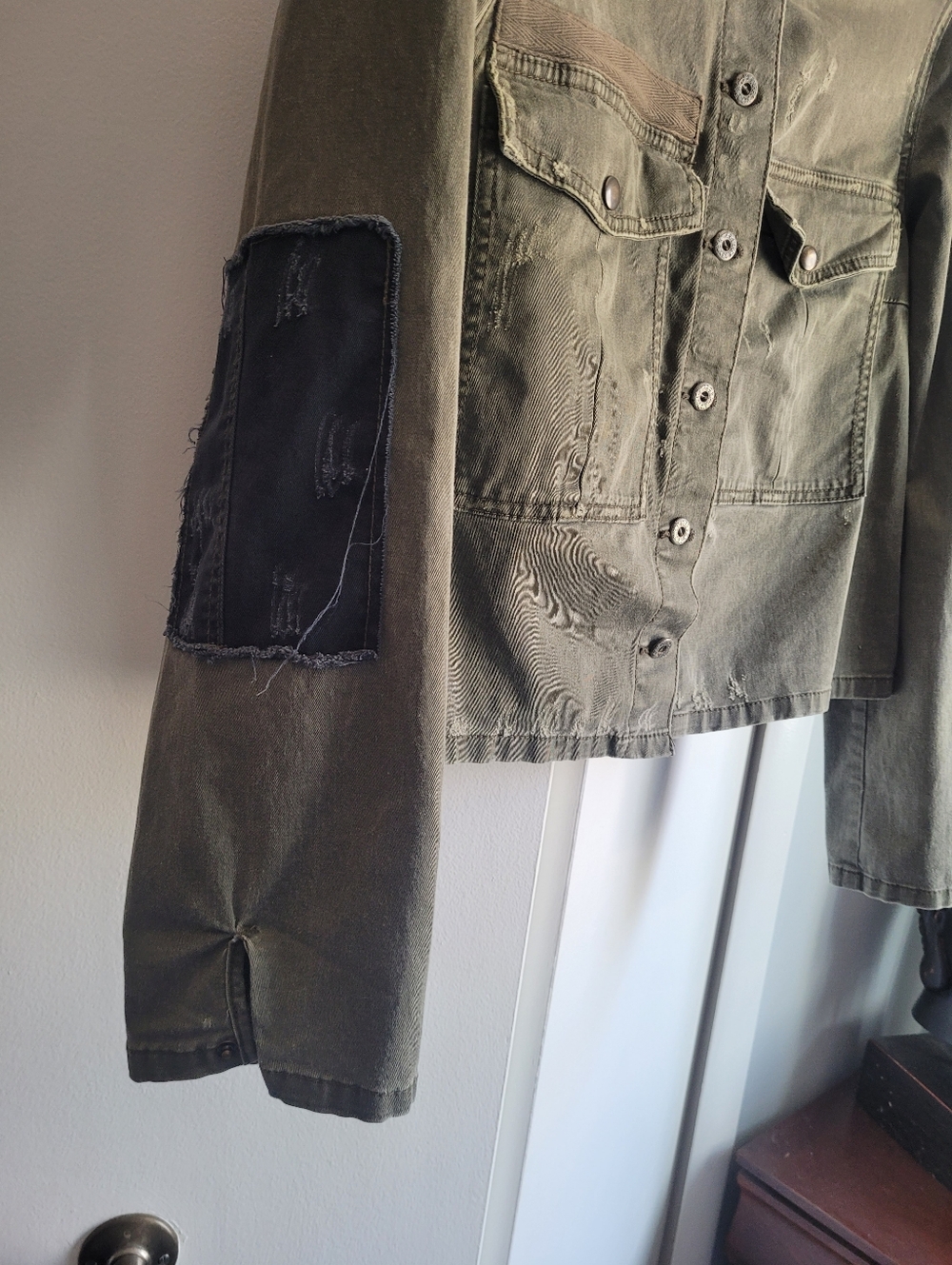 Free People Collarless Army Green Jacket Artfully Distressed - Picture 4 of 5